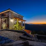 Rock Dandy Deluxe - Fireplace & Sauna