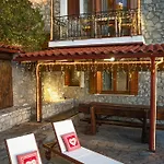 Rock Dandy Deluxe - Fireplace & Sauna Σαλέ