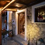 Rock Dandy Deluxe - Fireplace & Sauna Σαλέ