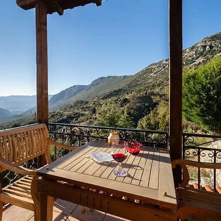 Rock Dandy Deluxe In - Delphi, Sauna, Prv Parking, Amazing View * Arachova