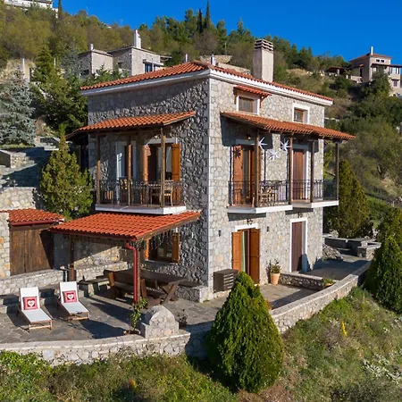 Rock Dandy Deluxe In - Delphi, Sauna, Prv Parking, Amazing View בקתה *
