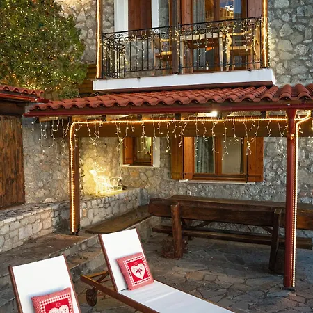 Rock Dandy Deluxe In - Delphi, Sauna, Prv Parking, Amazing View בקתה